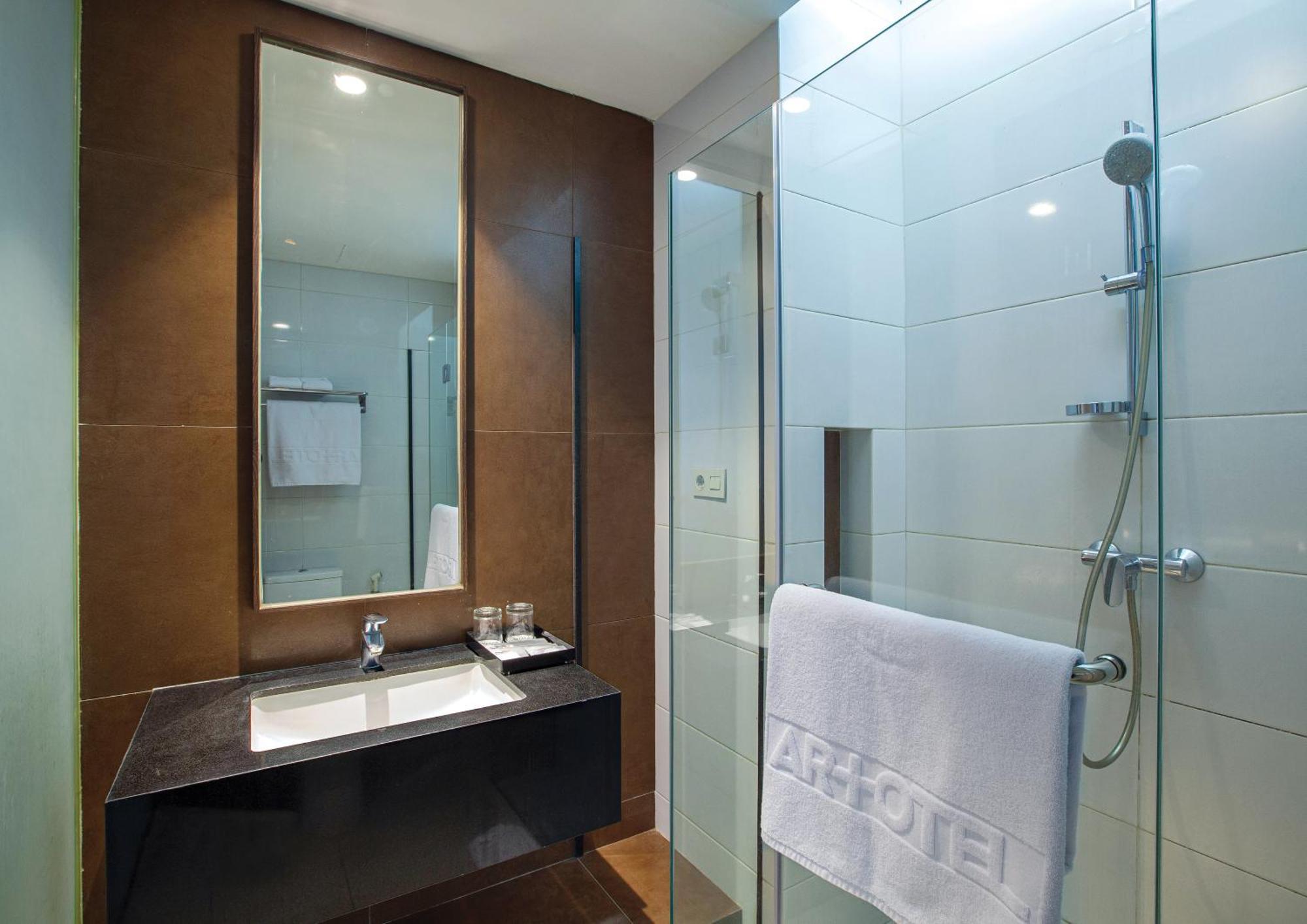 Miers Kuningan, Artotel Curated Jakarta Exterior photo